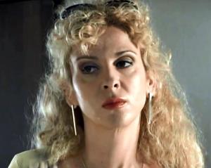 Emilija Stošić (Ivana Mihić)