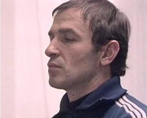 vaspitač Žarko Munižaba (Bekim Fehmiu)