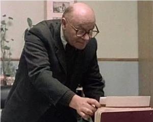direktor popravnog doma (Milivoje Mića Tomić)
