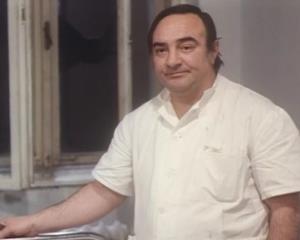dežurni ljekar (Danilo Bata Stojković)