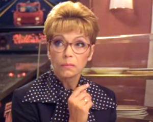 gospođa Ćorić (Neda Arnerić)