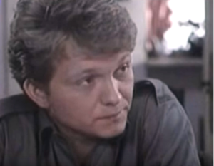 Boba Popadić (Dragan Bjelogrlić)