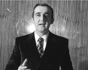 Veljko Bulajić