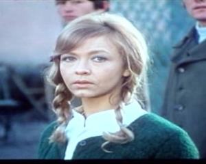 Anđa / Ofelija (Milena Dravić)