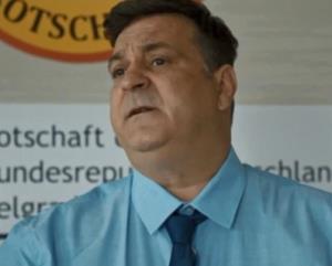 čuvar ambasade Laki (Marko Gvero)