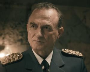 đeneral Mirković (Lazar Ristovski)