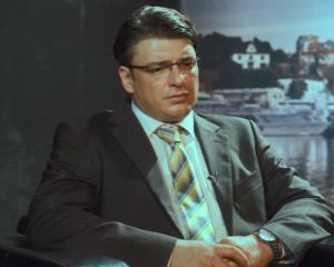 Dragan Serdarević (Andrija Kuzmanović)